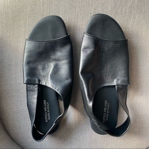 Black leather flats/sandals slides SZ9